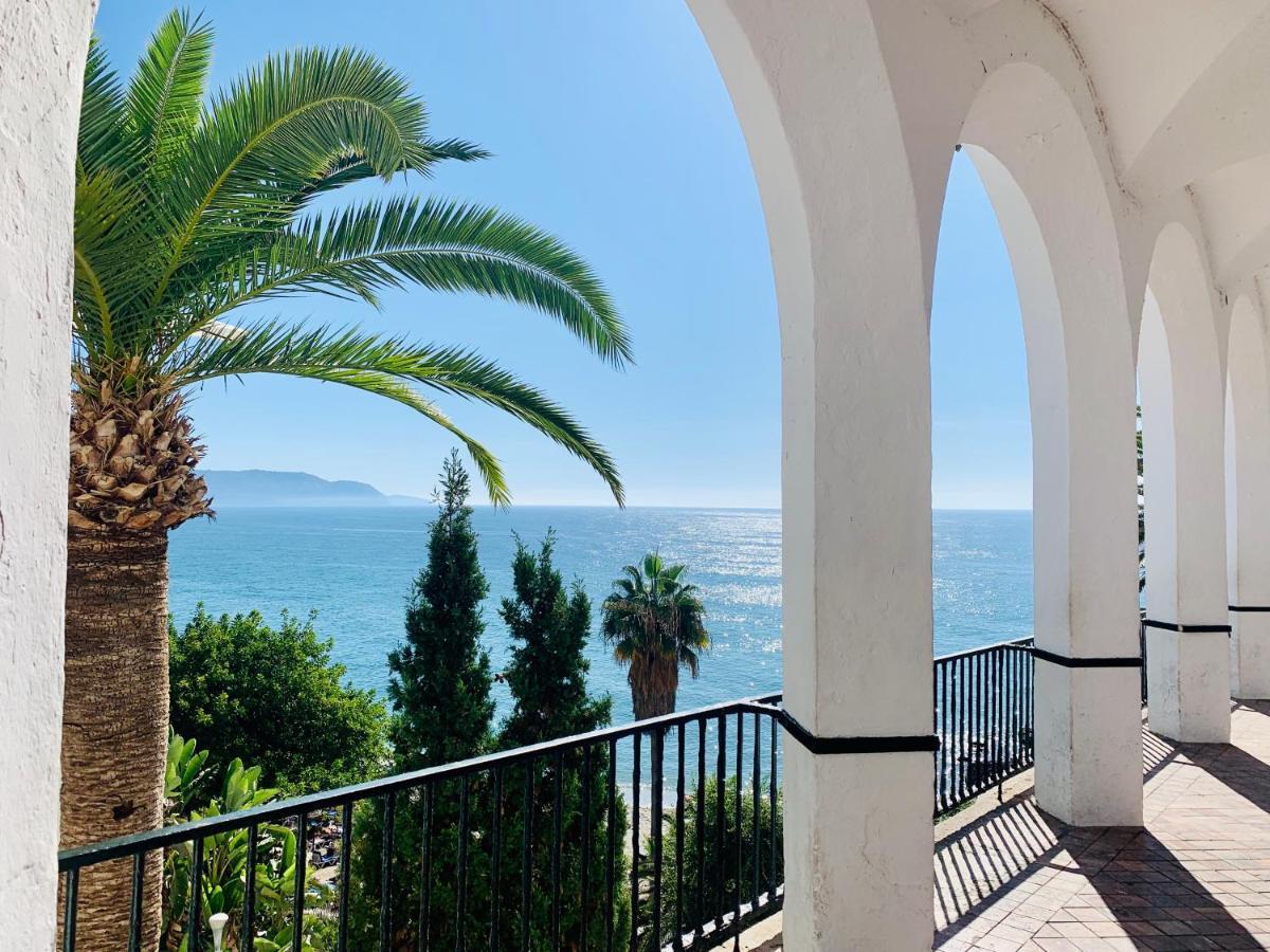 M&G Acqua Private Pool Apartman Nerja Kültér fotó