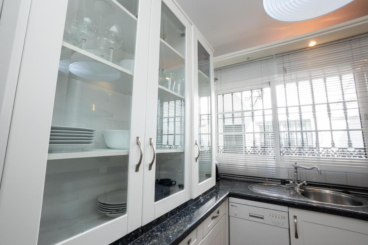 M&G Acqua Private Pool Apartman Nerja Kültér fotó